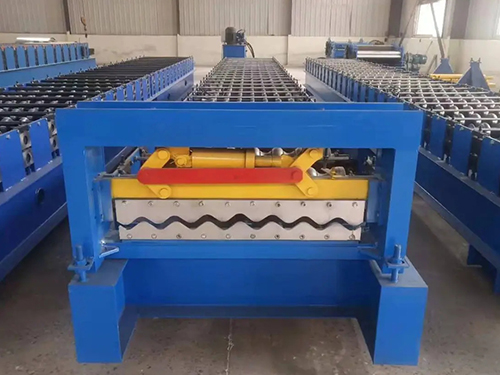 江苏彩钢挂板机